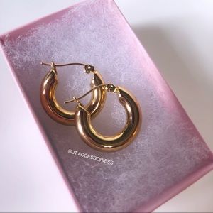 25mm Gold Plated Chunky Hoop earrings